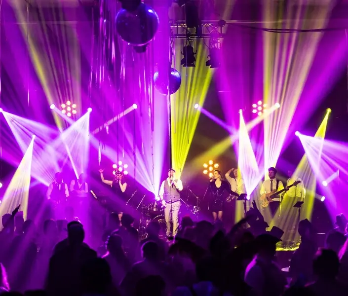 bedrijfsfeest organiseren themafeest jubileum feestavond personeelsfeest advance events evenementenbureau
