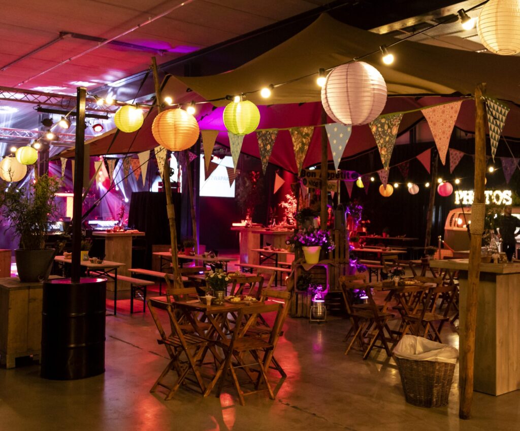 bedrijfsfestival in een bedrijfshal of bedrijfsloods organiseren met evenementenbureau advance events