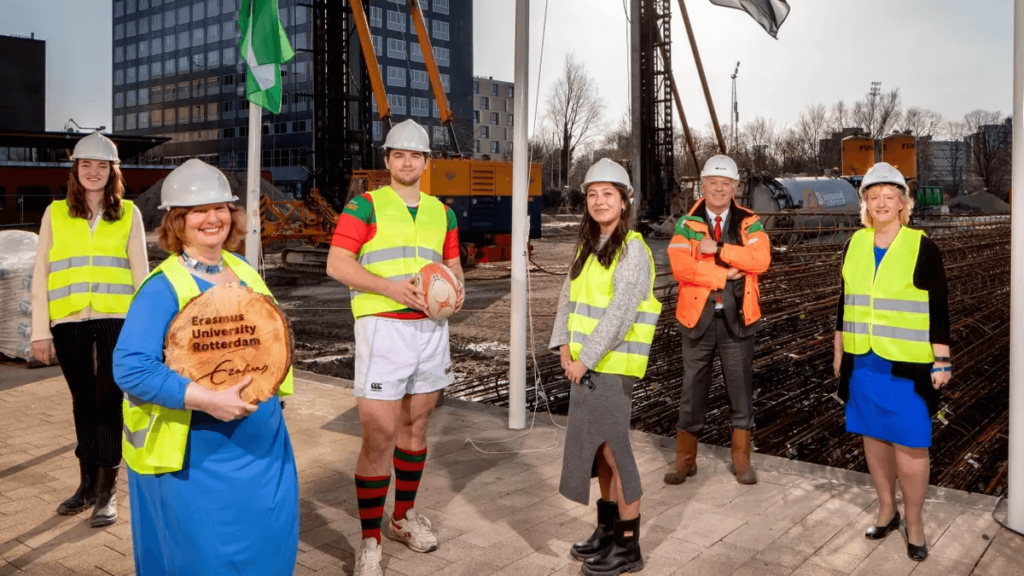 bouwevenement eerste paal start bouw bouwfeest heipaal erasmus advance rotterdam
