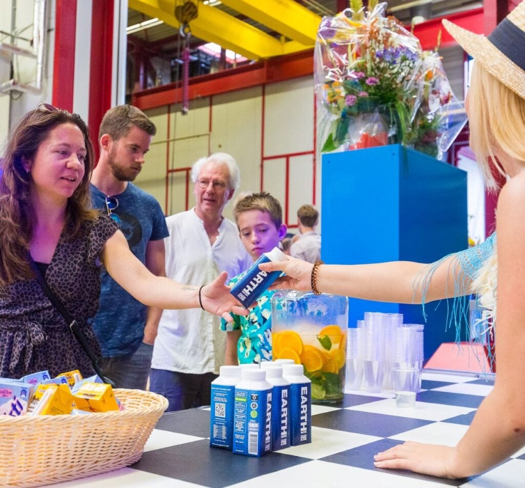 open dag organiseren op het bedrijf - advance events zorgt voor veiligheid- catering- aankleding- techniek- parkeerbeheer- vergunningen en dergelijke