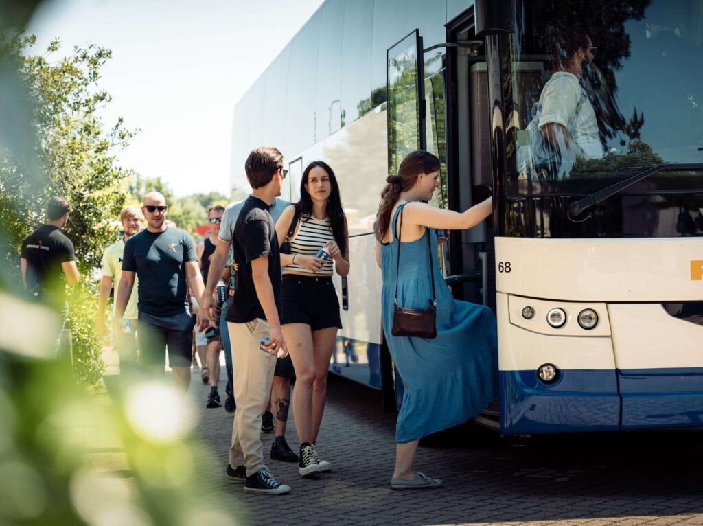 busvervoer touringcar Bedrijfsweekend organiseren personeelsweekend advance events teamweekend jubileumweekend weekend weg groepsweekend personeelsuitje bedrijfsuitje