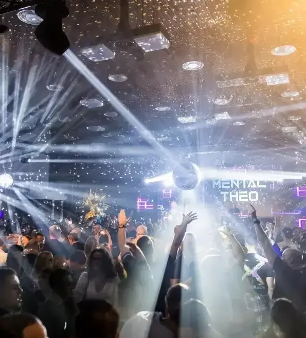Advance Events is een evenementenbureau voor zakelijke evenementen zoals personeelsfeesten, bedrijfsfeesten, open dagen, familiedagen, officiële openingen en andere bedrijfsevents.