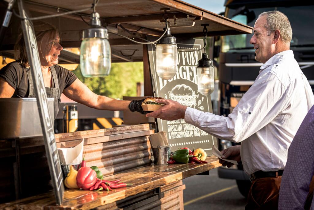 foodtruckfestival organiseren foodtrucks foodtruck evenement event evenementenbureau advance events rotterdam schiedam vlaardingen zomerfestival winterfestival