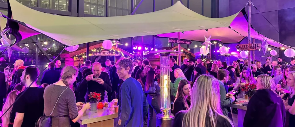 kerstborrel op kantoor gstar amsterdam kerst 2022 kerstevent op eigen locatie terrein bedrijf kerstbijeenkomst advance events