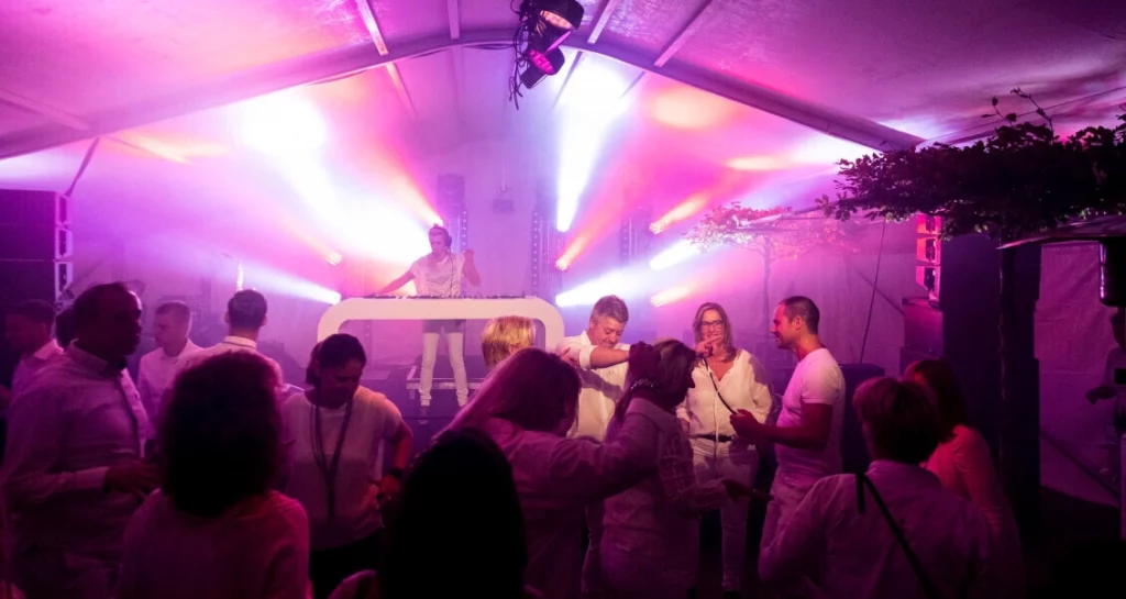 private party privefeest advance events feestavond dj lichtshow