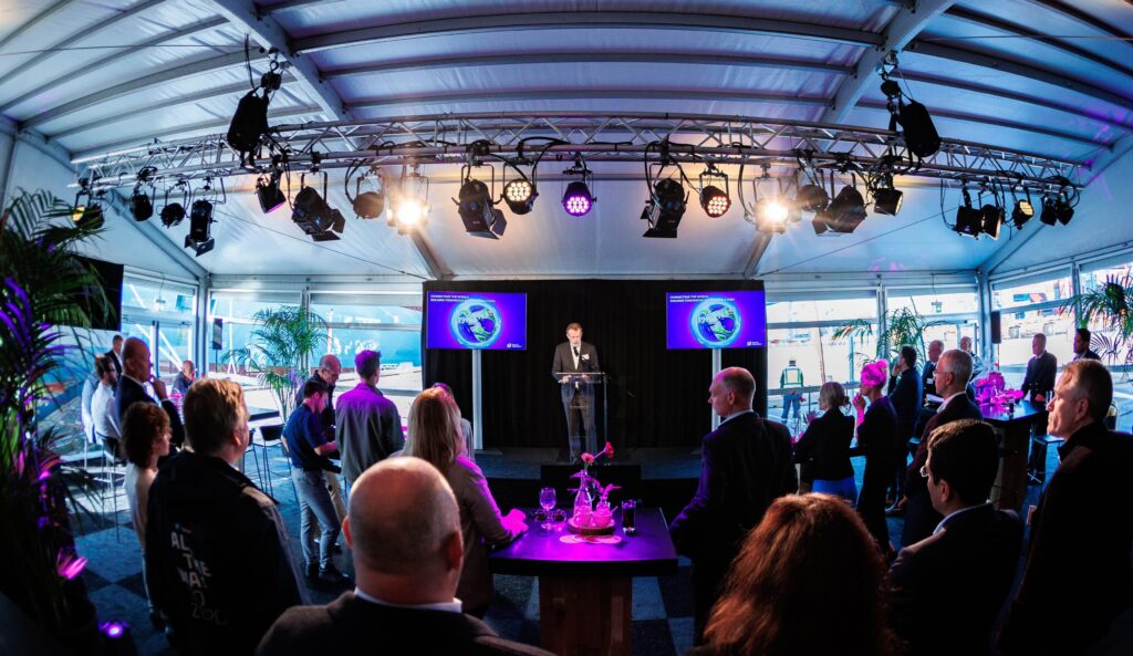 relatie evenement in de rotterdamse haven advance events maidentrip maidenvoyage namegiving namingceremony