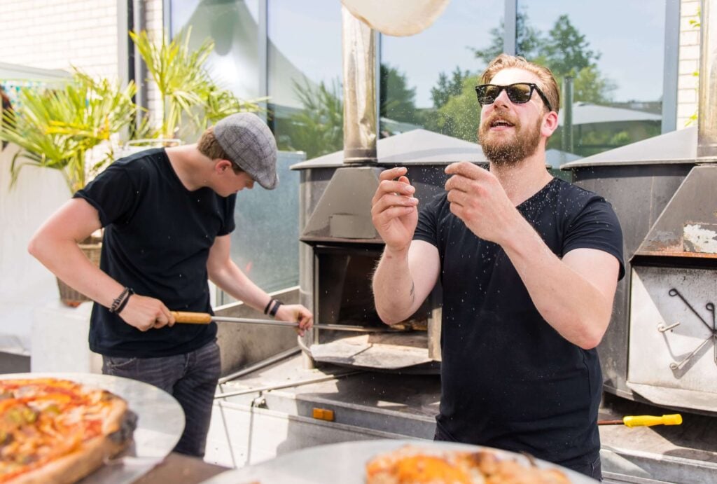 zomerborrel zomerparty zomerevent zomerevenement zomerbarbecue bedrijf eigen terrein locatie advance events