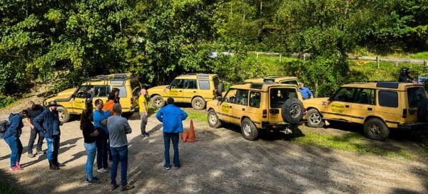 exclusief bedrijfsweekend organiseren met 4wheel drive in de belgische ardennen- een programma van evenementenbureau advance events voor het jubileumweekend (1)