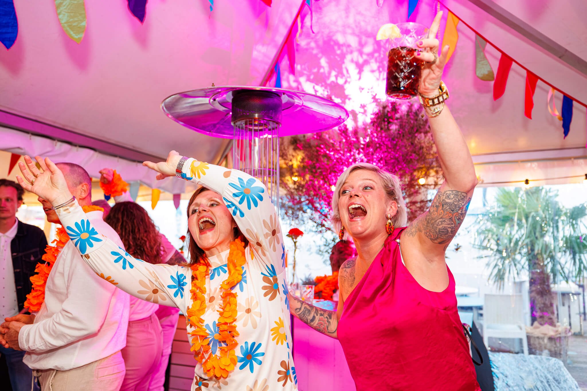 ibiza party zomerfeest zomerevent summer event feestavond beachparty personeelsfeest organiseren personeel medewerkers advance