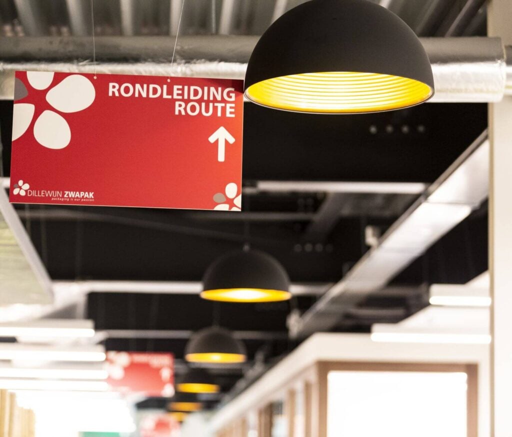 opening van een nieuw pand met een openingsfeest met vooraf eerst rondleidingen door het nieuwe pand - georganiseerd door advance events