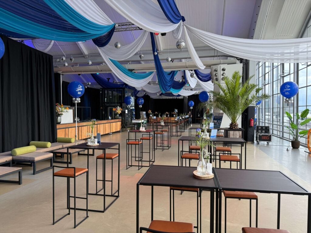 bijzondere decoratie en aankleding nautisch in de Cruise Terminal door Advance Events