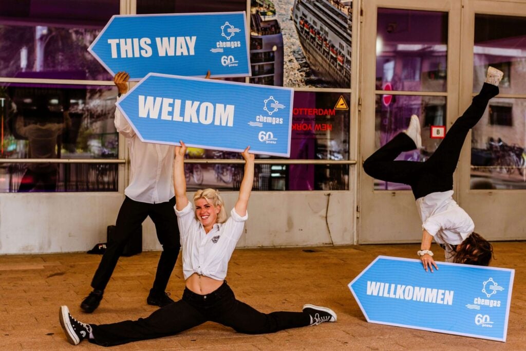 jubileumfeest en scheepsdoop entree act met de sign jugglers - entertainment door advance events