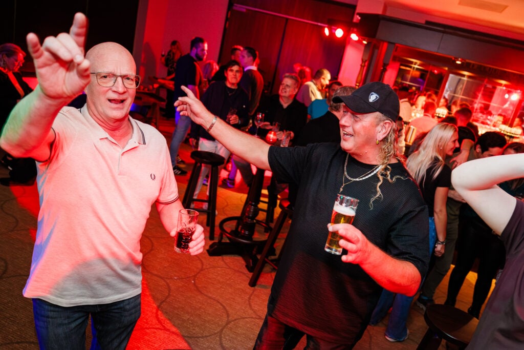 kroeg feessie - around the world wereldfeest - personeelsfeest - advance events