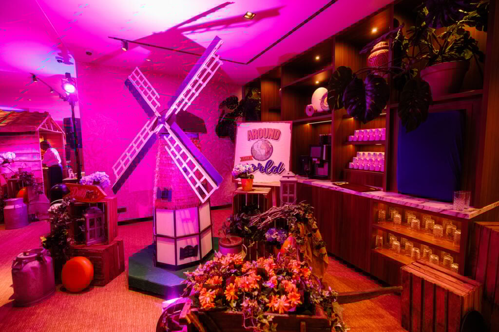 themadecoratie landenthema - around the world wereldfeest - personeelsfeest - advance events