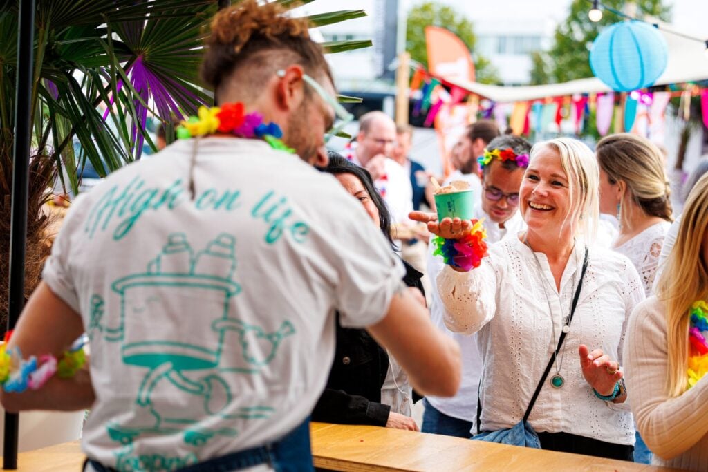 ice ice baby - lekkere ice rolls tijdens de zomer barbecue op het bedrijf