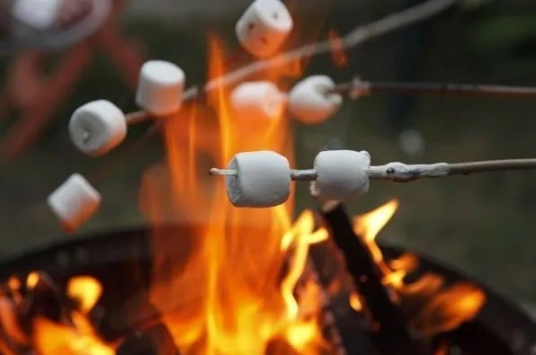 marshmallows tijdens het country en western zomerfeest - voor bedrijven door advance events 01