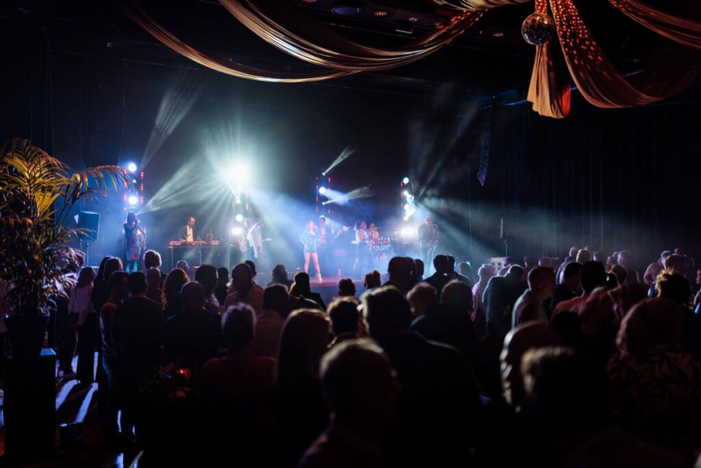 Show - Podiumprogramma - entertainment - organiseren - decoratie