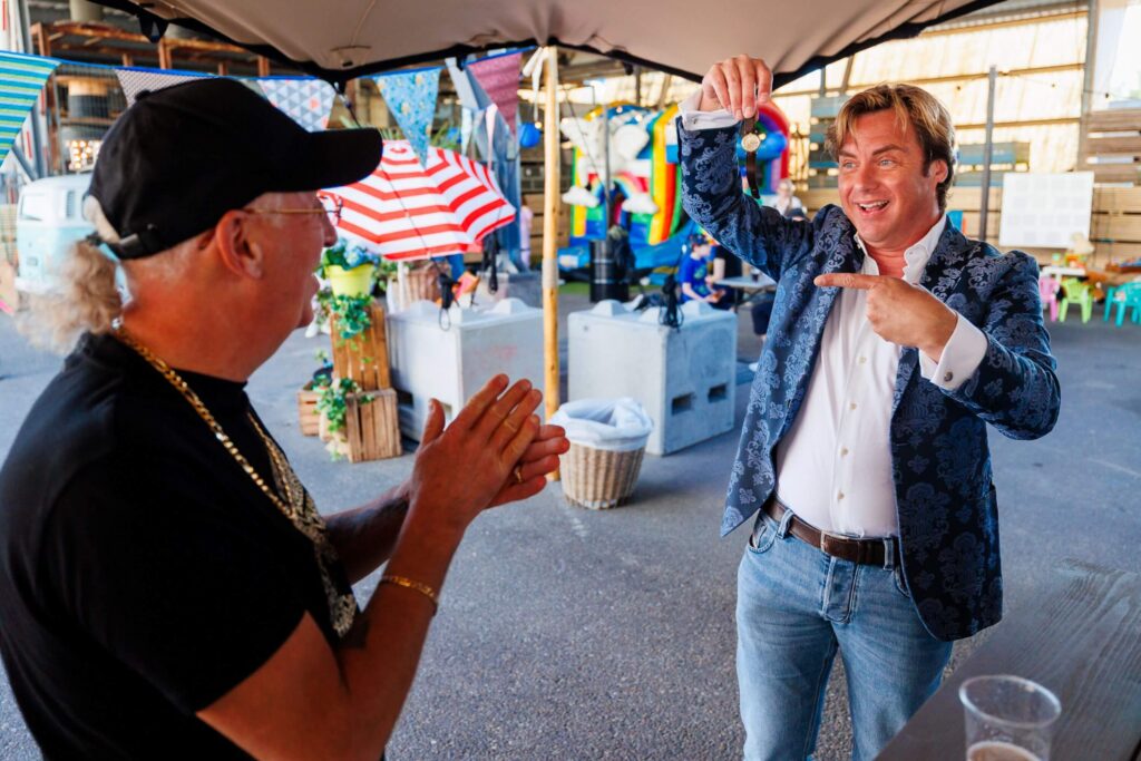 entertainment- magician- familiedag amusement- advance events