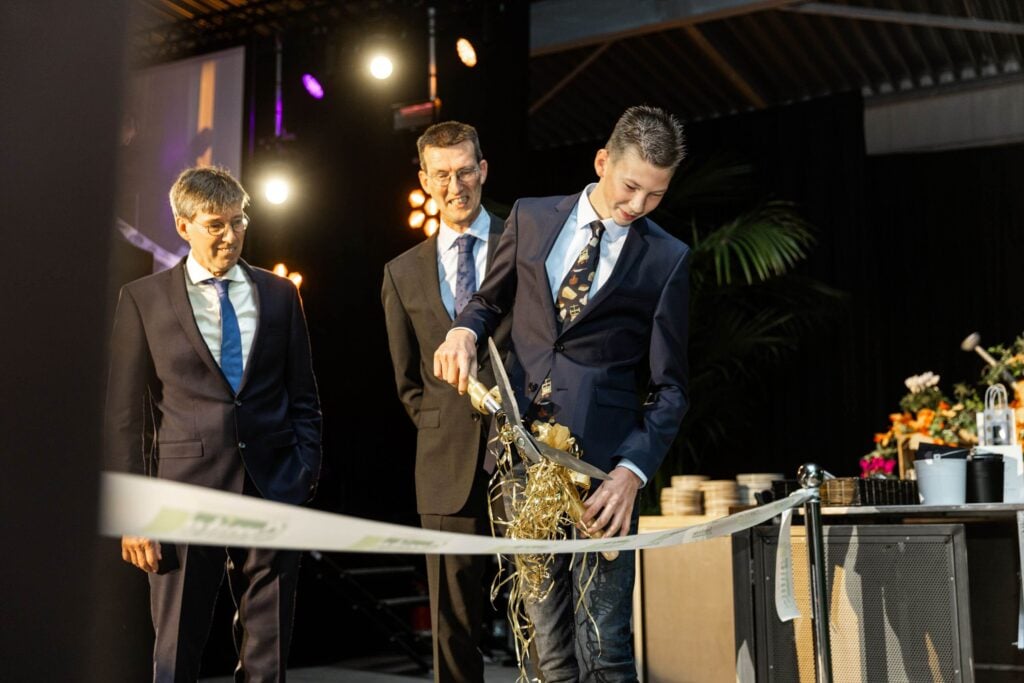 opening- lint knippen- openingsact- officiele opening- jubileum event- advance events