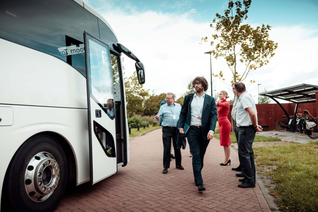 relaties- touringcar- busvervoer- zakelijke relaties- advance events
