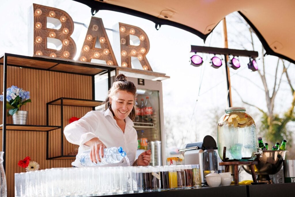 start bouw evenement- bar- catering- bouw event