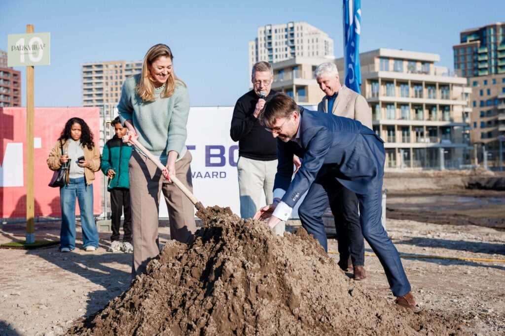 tijdscapsule- begraven- officieel moment- start bouw